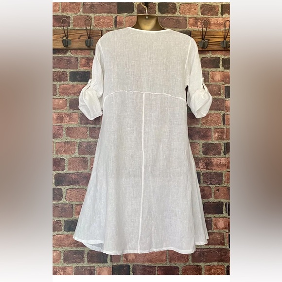 AM Basics 100% linen, beige, lagenlook, asymmetric, button down, tunic!  Large - Picture 5 of 17